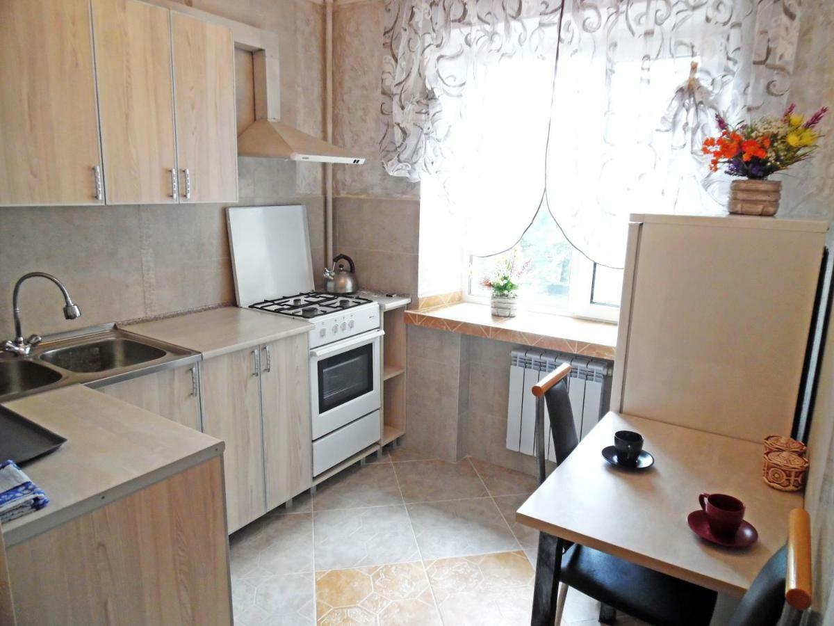 Apartment On Sobornaya 58 Khmel'nyts'kyy Exterior photo
